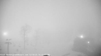Weather camera view of Wintergreen Mtn. at 3600 ft. elev..