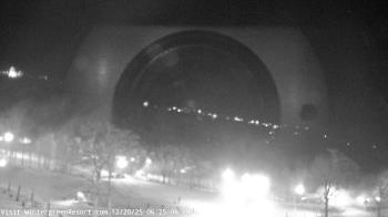 Weather camera view of Wintergreen Mtn. at 3600 ft. elev..