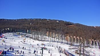 Weather camera view of Wintergreen Mtn. at 3600 ft. elev..