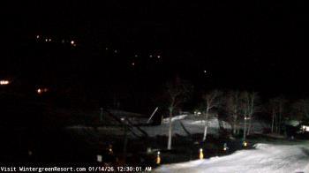 Weather camera view of Wintergreen Mtn. at 3600 ft. elev..