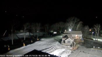 Weather camera view of Wintergreen Mtn. at 3600 ft. elev..