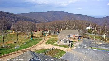 Weather camera view of Wintergreen Mtn. at 3600 ft. elev..