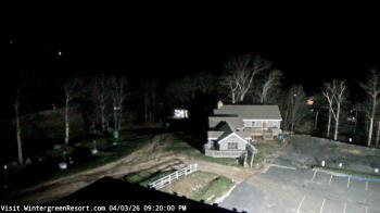 Weather camera view of Wintergreen Mtn. at 3600 ft. elev..