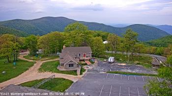 Weather camera view of Wintergreen Mtn. at 3600 ft. elev..