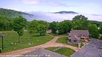 Weather camera view of Wintergreen Mtn. at 3600 ft. elev..