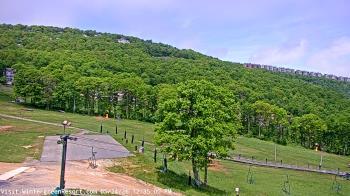 Weather camera view of Wintergreen Mtn. at 3600 ft. elev..