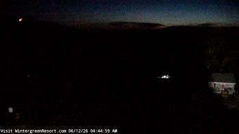 Weather camera view of Wintergreen Mtn. at 3600 ft. elev..