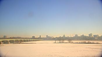 Weather camera view of Robert Morris CPA.