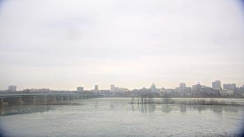 Weather camera view of Robert Morris CPA.