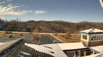Weather camera view of Wrigley Elementary School.