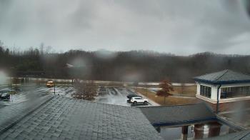 Weather camera view of Wrigley Elementary School.