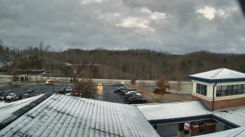 Weather camera view of Wrigley Elementary School.