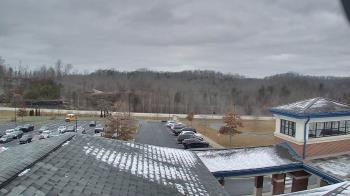 Weather camera view of Wrigley Elementary School.