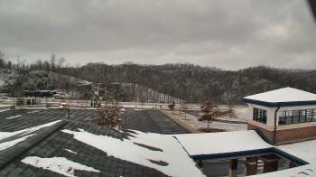Weather camera view of Wrigley Elementary School.