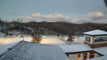 Weather camera view of Wrigley Elementary School.