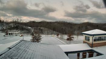 Weather camera view of Wrigley Elementary School.