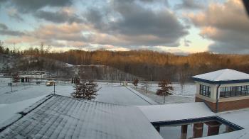 Weather camera view of Wrigley Elementary School.