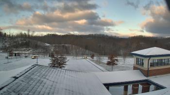Weather camera view of Wrigley Elementary School.