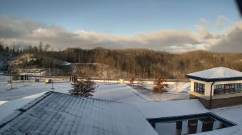 Weather camera view of Wrigley Elementary School.