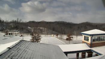 Weather camera view of Wrigley Elementary School.