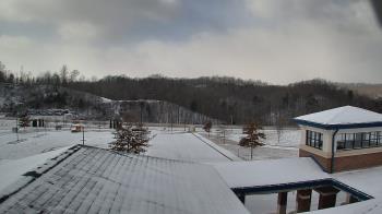 Weather camera view of Wrigley Elementary School.