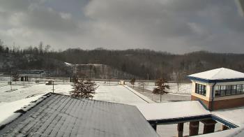 Weather camera view of Wrigley Elementary School.