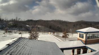 Weather camera view of Wrigley Elementary School.