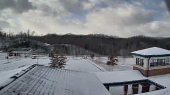 Weather camera view of Wrigley Elementary School.