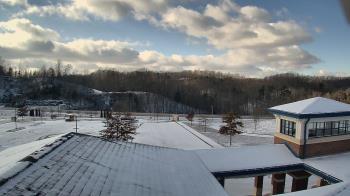 Weather camera view of Wrigley Elementary School.