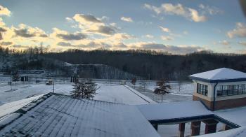 Weather camera view of Wrigley Elementary School.