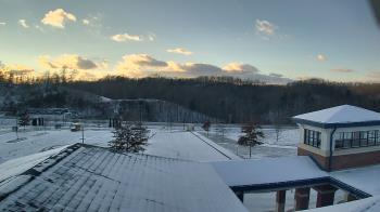 Weather camera view of Wrigley Elementary School.