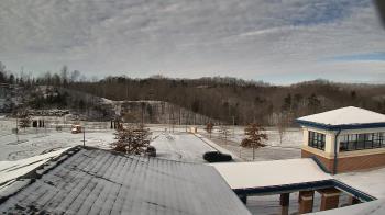 Weather camera view of Wrigley Elementary School.
