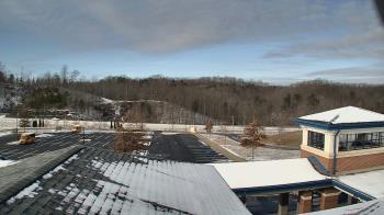 Weather camera view of Wrigley Elementary School.