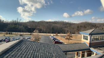 Weather camera view of Wrigley Elementary School.