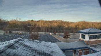 Weather camera view of Wrigley Elementary School.