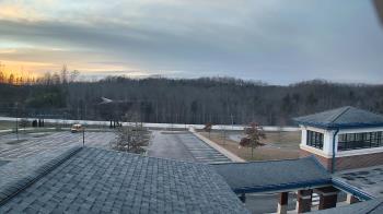 Weather camera view of Wrigley Elementary School.