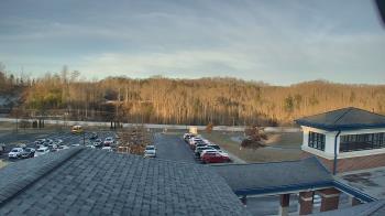 Weather camera view of Wrigley Elementary School.