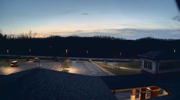 Weather camera view of Wrigley Elementary School.