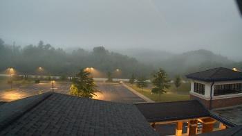 Weather camera view of Wrigley Elementary School.