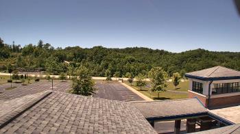 Weather camera view of Wrigley Elementary School.