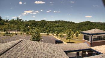 Weather camera view of Wrigley Elementary School.