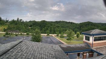 Weather camera view of Wrigley Elementary School.