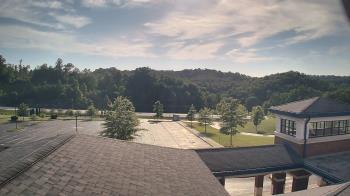 Weather camera view of Wrigley Elementary School.