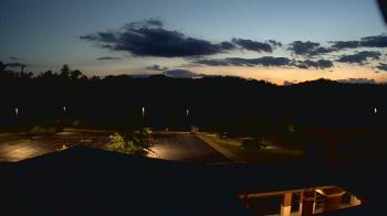 Weather camera view of Wrigley Elementary School.