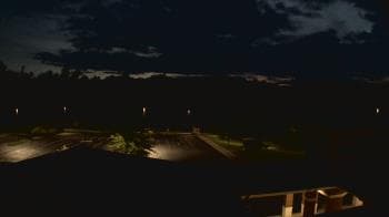 Weather camera view of Wrigley Elementary School.