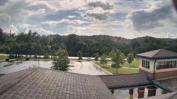 Weather camera view of Wrigley Elementary School.