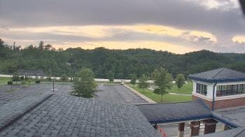 Weather camera view of Wrigley Elementary School.