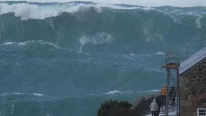 Large waves off Cape Cornwall via Storyful