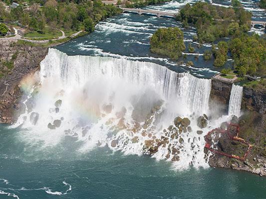 American Falls and Bridal Veil Falls are seen from Skylong Tower. (Courtesy Robert F. Tobler, Wikimedia Commons (CC-BY-SA 4.0))