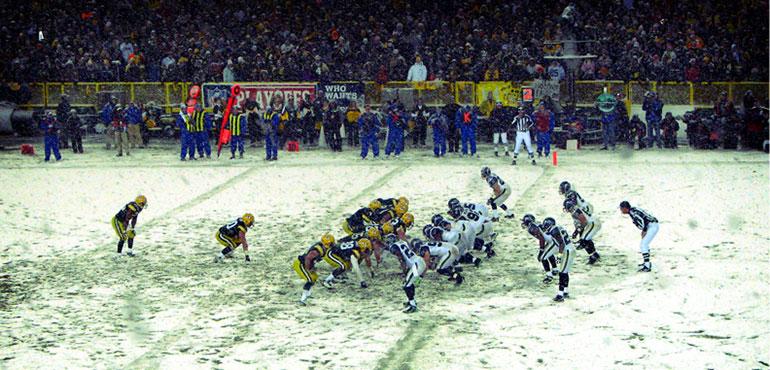 Playoff game played at Lambeau Field in Green Bay, WI on January 12th, 2007. (Relux via Wikimedia Commons)